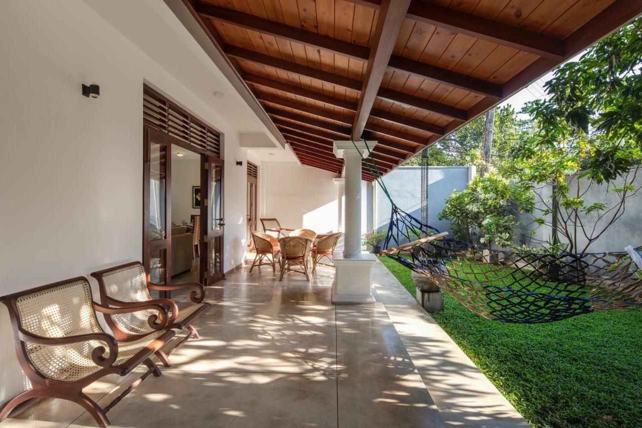 Ballarat Luxury Villa - Hikkaduwa Exteriör bild