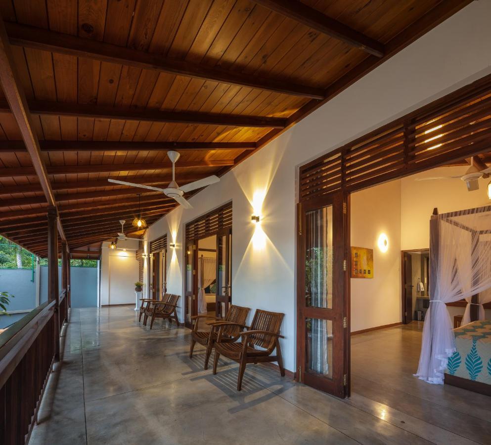 Ballarat Luxury Villa - Hikkaduwa Exteriör bild
