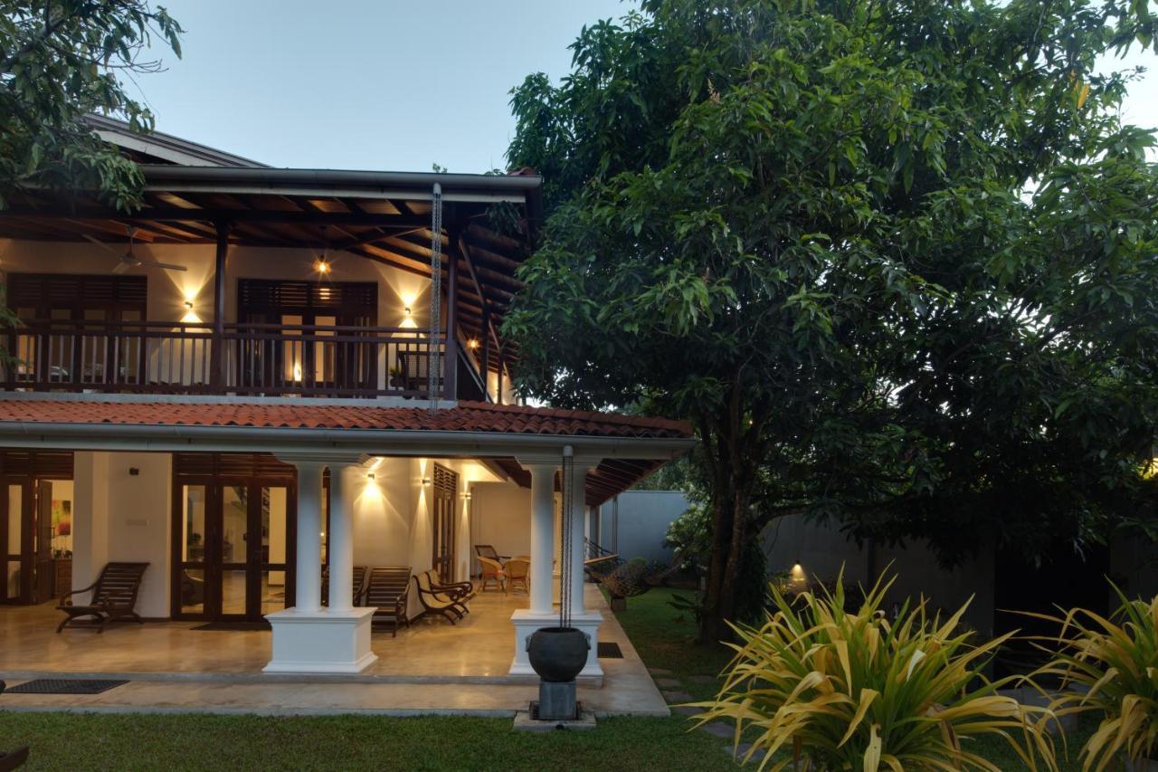 Ballarat Luxury Villa - Hikkaduwa Exteriör bild