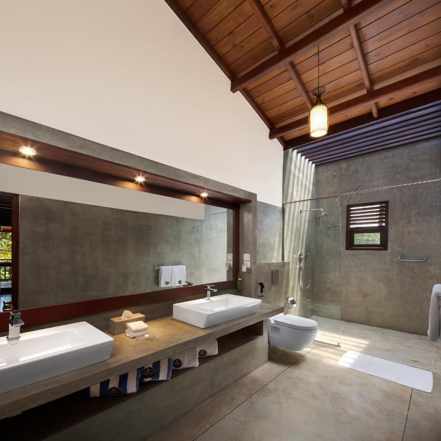 Ballarat Luxury Villa - Hikkaduwa Exteriör bild