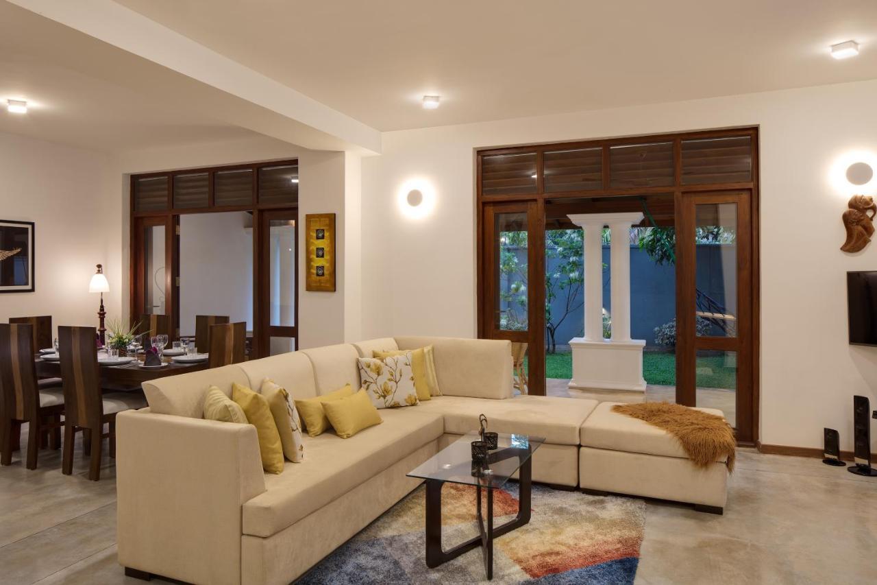 Ballarat Luxury Villa - Hikkaduwa Exteriör bild